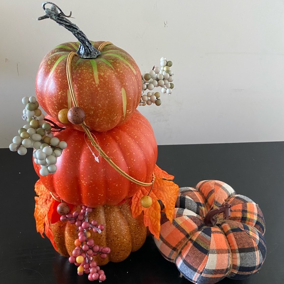 Pumpkin house decor - Picture 2 of 2